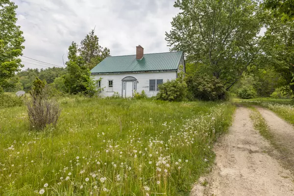 Minot, ME 04258,371 W Minot RD