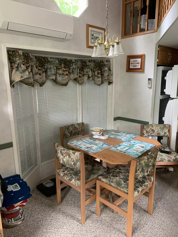 Raymond, ME 04071,47 Indian Point RD