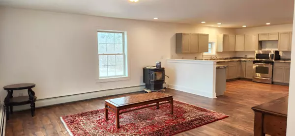 Stockton Springs, ME 04981,34 Blanket LN