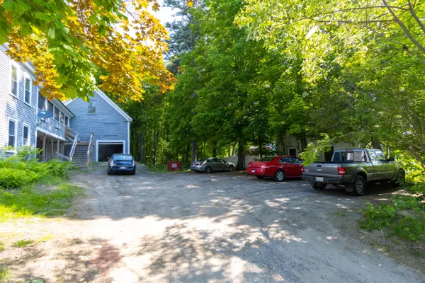 Oakland, ME 04963,43 High ST