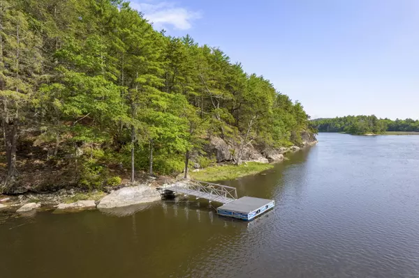 Georgetown, ME 04548,11 Pitch Pine LN