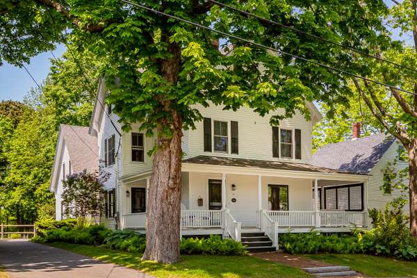 101 Chestnut ST, Camden, ME 04843