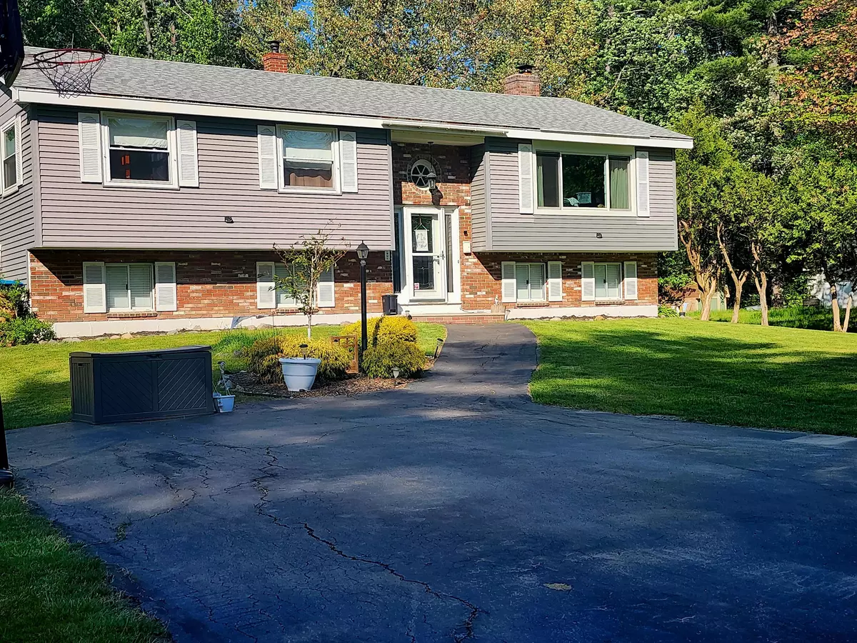 Old Town, ME 04468,13 Bachelder DR