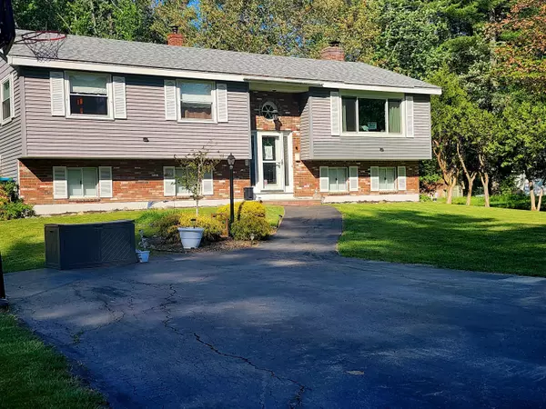 13 Bachelder DR, Old Town, ME 04468