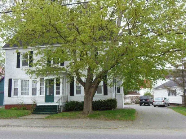 5 Pleasant ST, Waterville, ME 04901