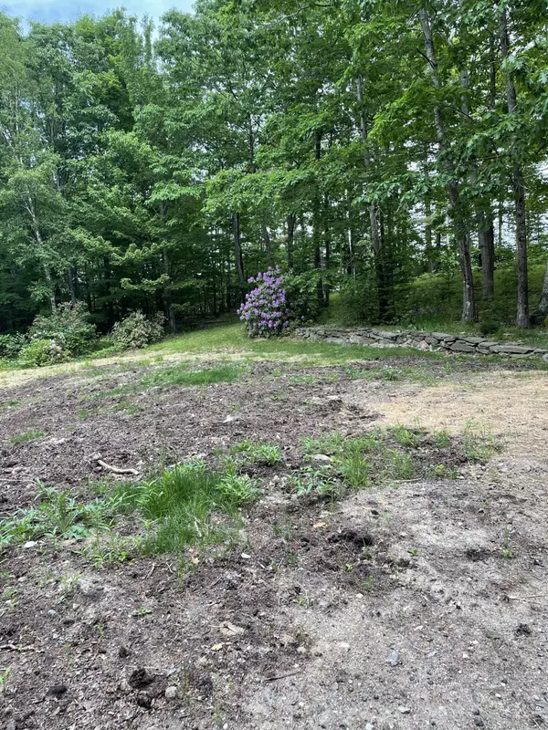 Freeport, ME 04032,67 Farmview LN