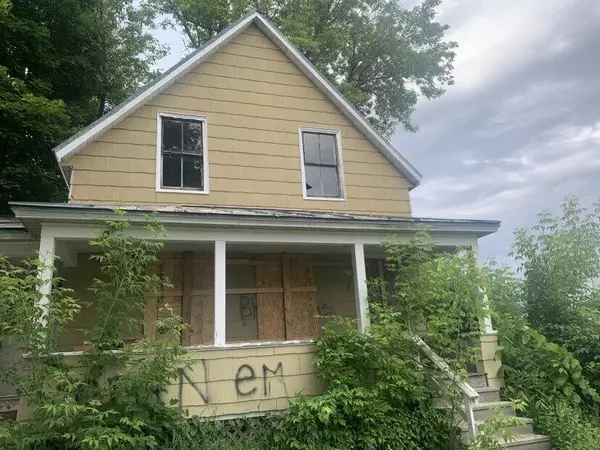 Waterville, ME 04901,3 Redington ST