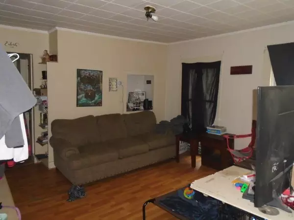 Waterville, ME 04901,84 Front ST