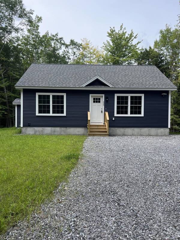 335 Sebago RD, Naples, ME 04055