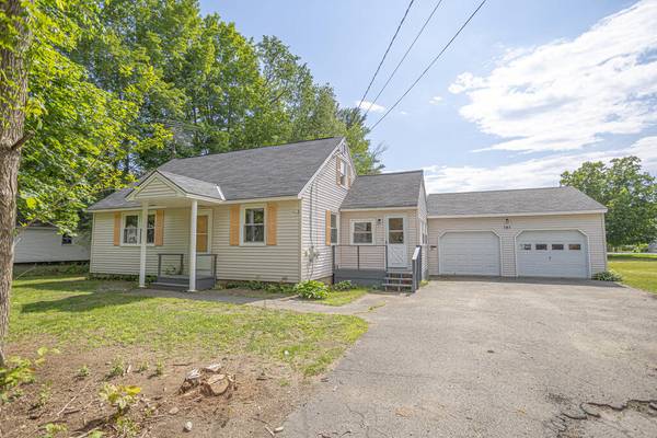 131 Moore AVE, Farmington, ME 04938