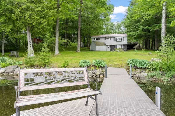 47 Harold Howell WAY, Winthrop, ME 04364
