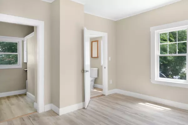 Portland, ME 04101,16 Madison ST