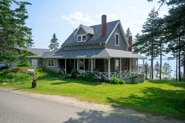 204 Schoppee Point RD, Roque Bluffs, ME 04654