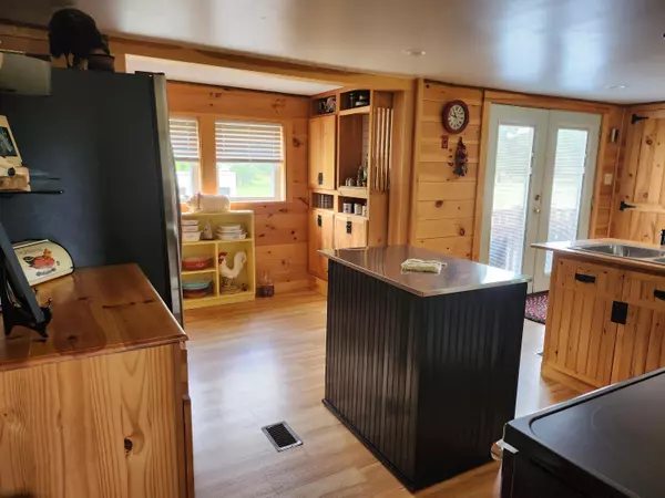 Palmyra, ME 04965,199 Libby Hii RD