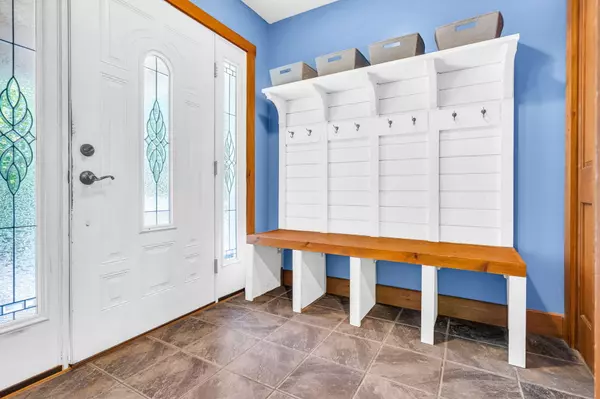 Bowdoin, ME 04287,42 Adams RD