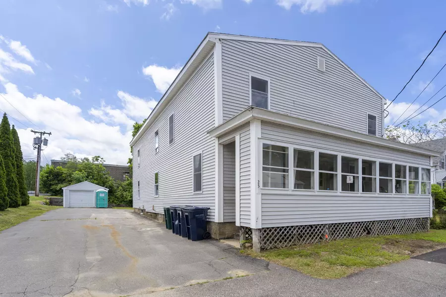 23 Taylor ST, Biddeford, ME 04005