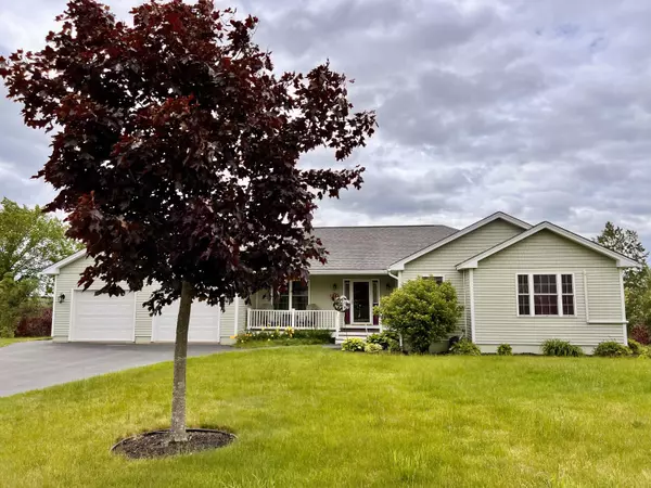 Bangor, ME 04401,80 Hillview DR