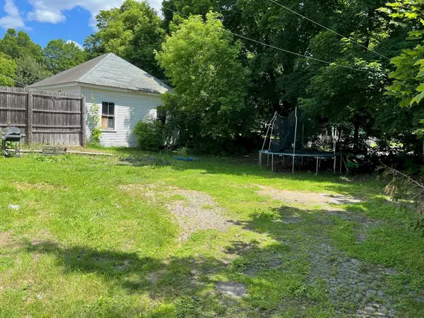 Madison, ME 04950,11 Park ST