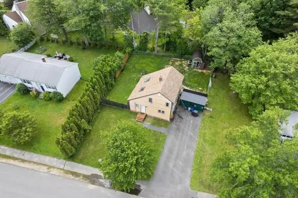 Topsham, ME 04086,6 Bickford DR