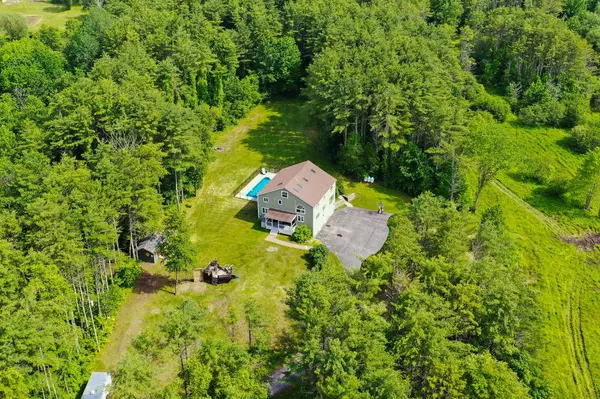 21 Partridge LN, Gorham, ME 04038