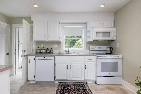 South Portland, ME 04106,23 Virginia AVE