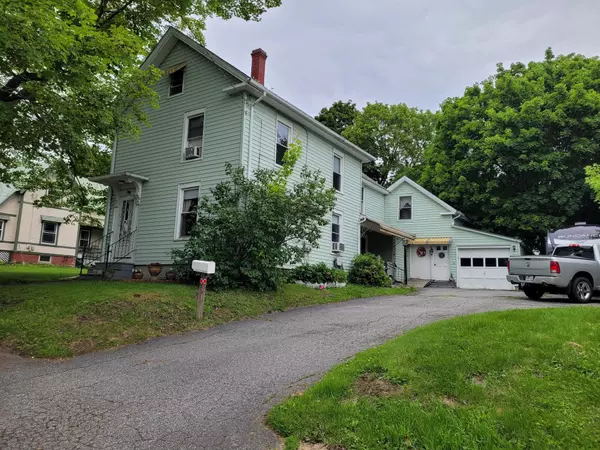 5 Boutelle AVE, Waterville, ME 04901