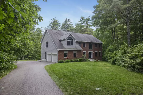 North Yarmouth, ME 04097,186 Christopher RD