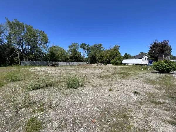 Lisbon, ME 04250,223 Lisbon ST