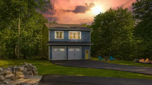 Gray, ME 04039,127 N Raymond RD