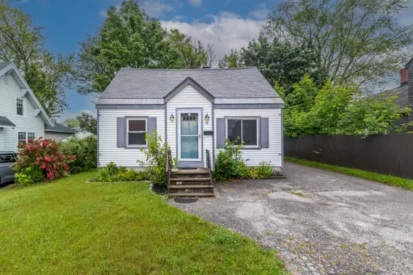 16 N Richland ST N, South Portland, ME 04106