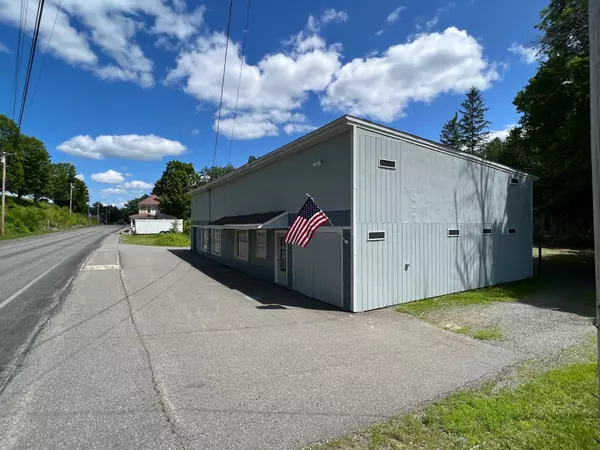 Guilford, ME 04443,42 Elm ST