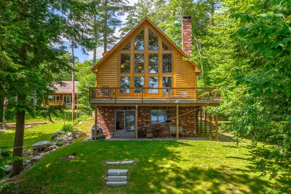 9 Leighton RD, Windham, ME 04062