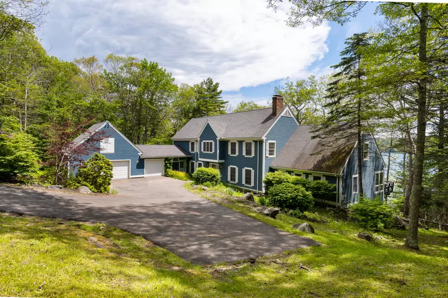 73 Firth DR, Boothbay, ME 04537