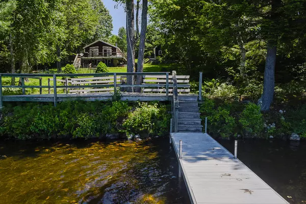85 Great Oaks LN, Otisfield, ME 04270