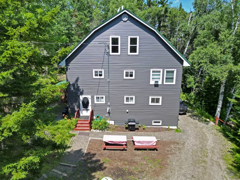 255 Boulder RD, Danforth, ME 04424