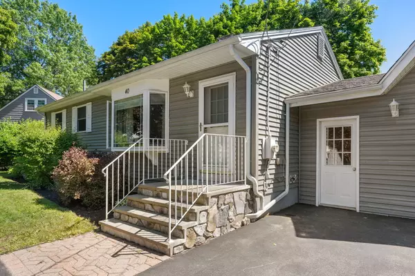 South Portland, ME 04106,40 Coach RD