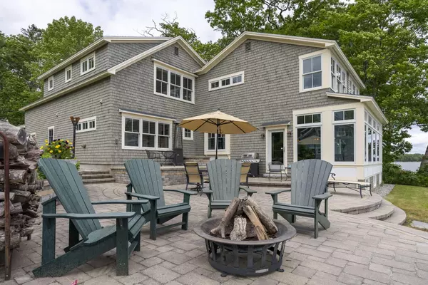 Freeport, ME 04032,707 Wolfes Neck RD