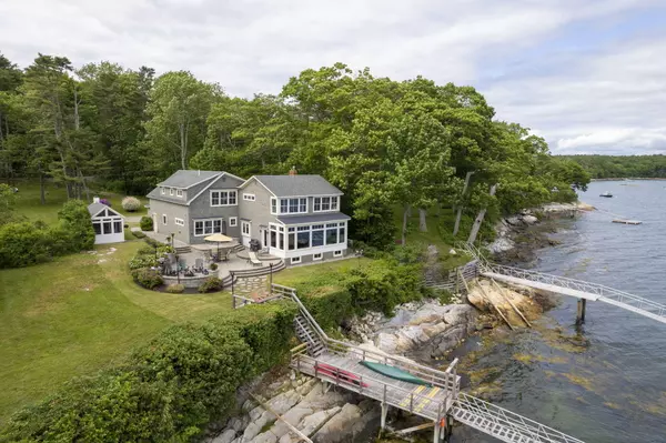 Freeport, ME 04032,707 Wolfes Neck RD