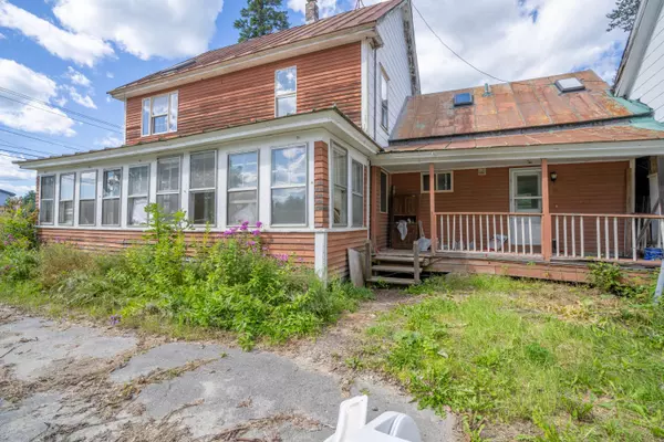 Harmony, ME 04942,19 Main ST