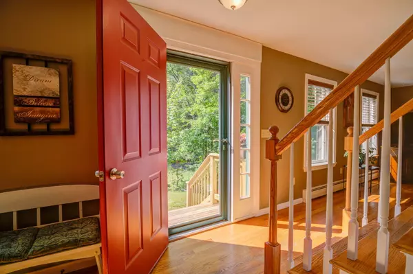 Raymond, ME 04071,191 Valley RD