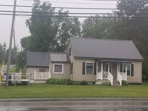 3 Farrell ST, Caribou, ME 04736