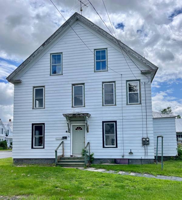 30 Bean ST, Madison, ME 04950