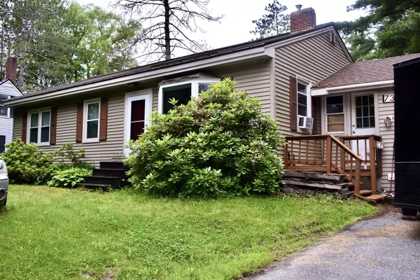 73 W River RD, Waterville, ME 04901