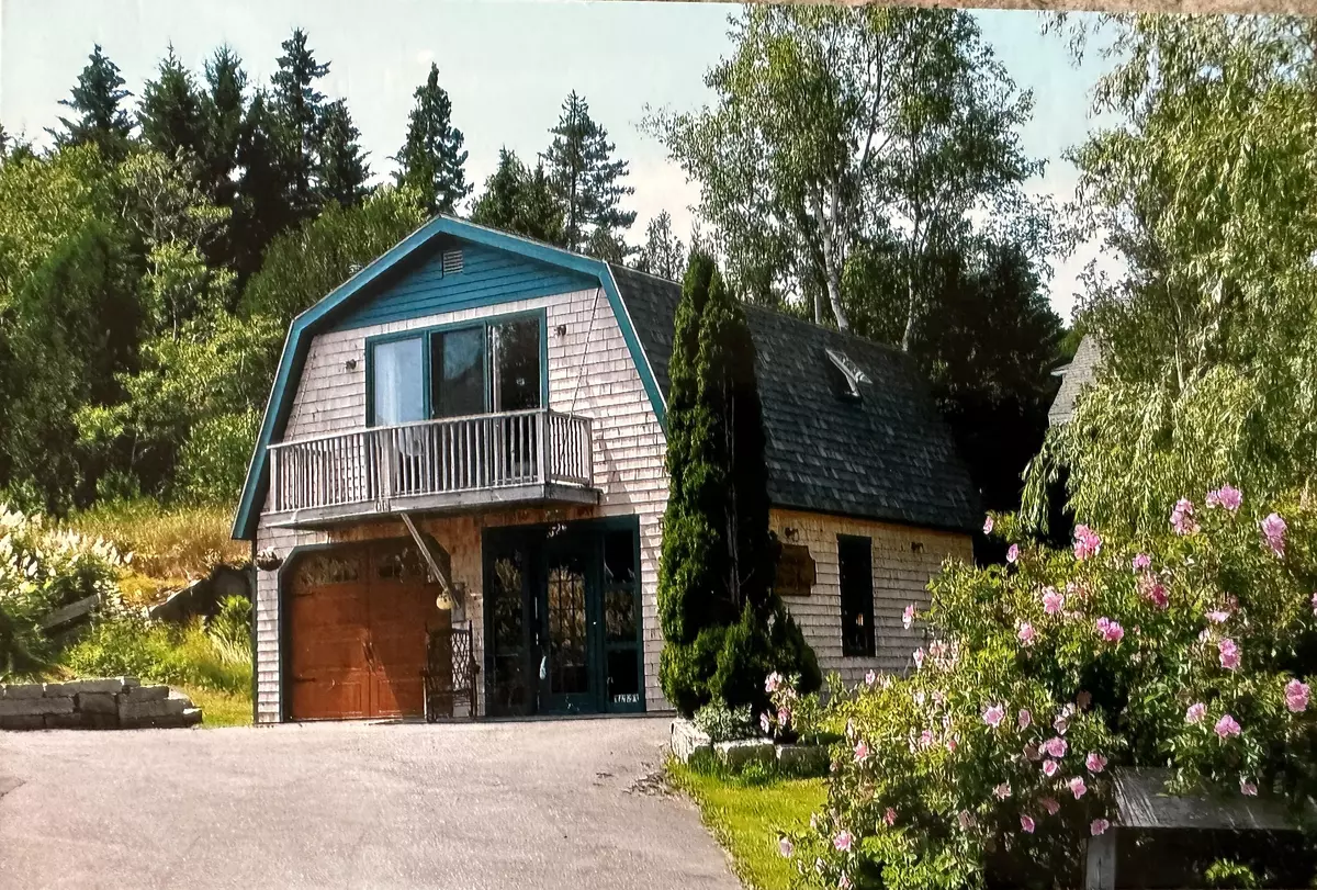 Stonington, ME 04681,22 Green Head RD