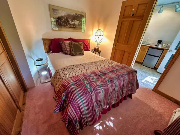 Stonington, ME 04681,22 Green Head RD