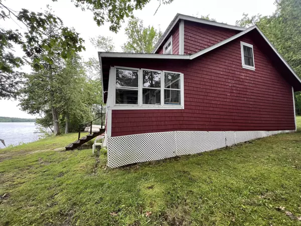 Burnham, ME 04922,24 Browns LN