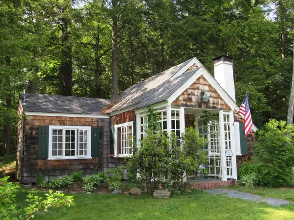 Madison, ME 04950,12 Carp RD