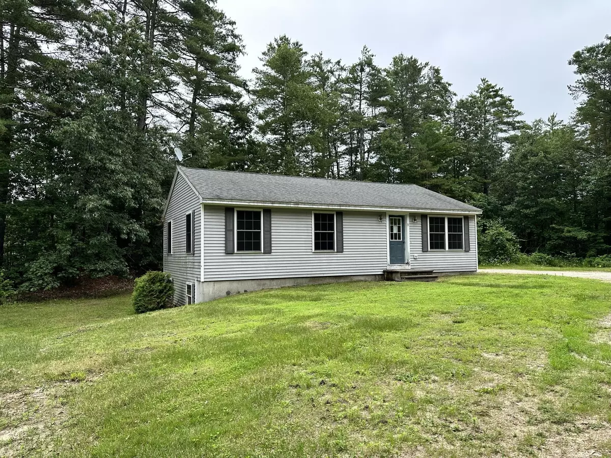 Raymond, ME 04071,8 Reds WAY