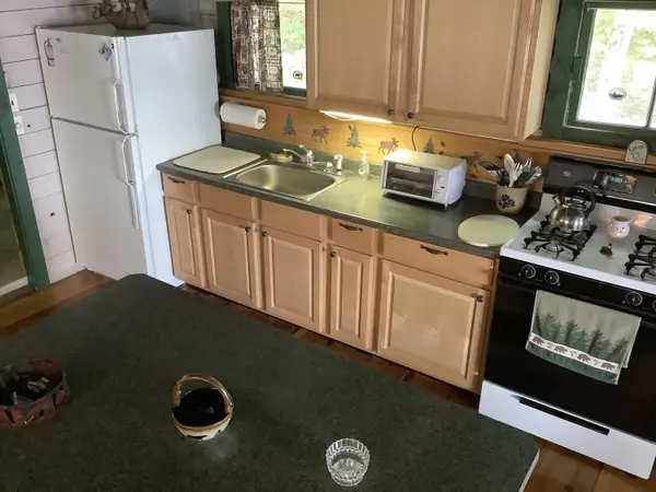 Portage Lake, ME 04768,2 Sly DR