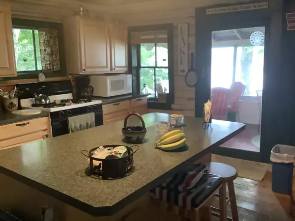 Portage Lake, ME 04768,2 Sly DR